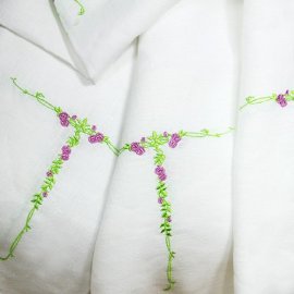 Льняная скатерть Инна с винтажной вышивкой Тонкие розы, 13 шт - dlinnye-rozy-b7.jpg