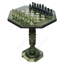 Шахматный стол с фигурами камень змеевик - 1lhzv.jpg