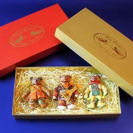 Три маленьких медведя в подарочной коробке - kukly-medvezhata-6.jpg