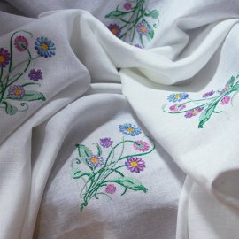 Льняная скатерть Инна с винтажной вышивкой Полевые цветы, 4 шт - redkij-buket-4-sh1.jpg