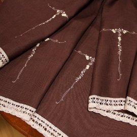 Льняная скатерть Инна с винтажной вышивкой Тонкие розы - 13 шт - korich-dlinnye-rozy-2.jpg