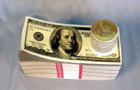 Штоф "Банкноты-Доллар" с крышкой монеты авт.Ермаков