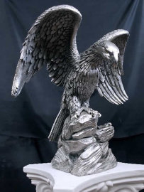 Скульптура « Орёл на скале «Гранд» - ST 543 SP.jpg