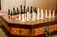 Ларец с костяными шахматами "Повелитель востока"