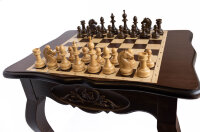 Шахматный столик