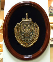 Герб МВД,с цветным металлом в багетной раме