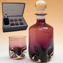 Cristalleria Toscana Набор &quot;Selezion&quot; графин+ 6 стаканов  (1) Размеры: h 10 cm 
цвет: аметистовый, кожаная упаковка
Италия