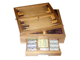Большой игровой набор из дуба: шахматы, шашки, нарды, домино, карты, кости, покерные фишки - CIMG7422_enl.JPG