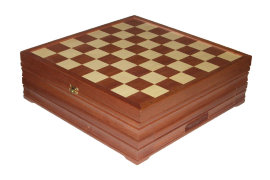 Большой игровой набор из красного дерева: шахматы, шашки, нарды, домино, карты, кости, покерные фишки - CIMG8324_enl.JPG